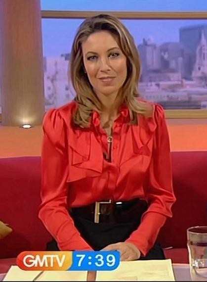 Re: CELEBRITIES IN BLOUSES 1016-re--celebrities-in-blouses.jpg