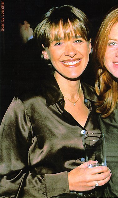 Re: CELEBRITIES IN BLOUSES 10467-re--celebrities-in-blouses.jpg