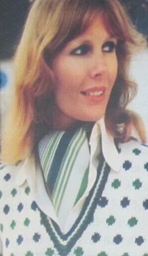 Blouses and Scarves 10530-blouses-and-scarves.jpg