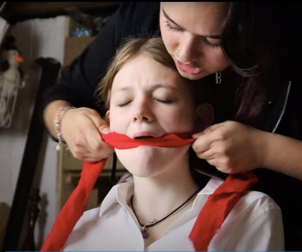 Blouses and Scarves 10561-blouses-and-scarves.jpg