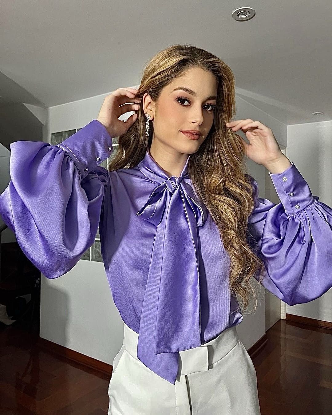 Blouses with Tienecks 10660-blouses-with-tienecks.jpg