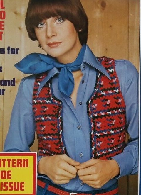 Blouses and Scarves 10671-blouses-and-scarves.jpg