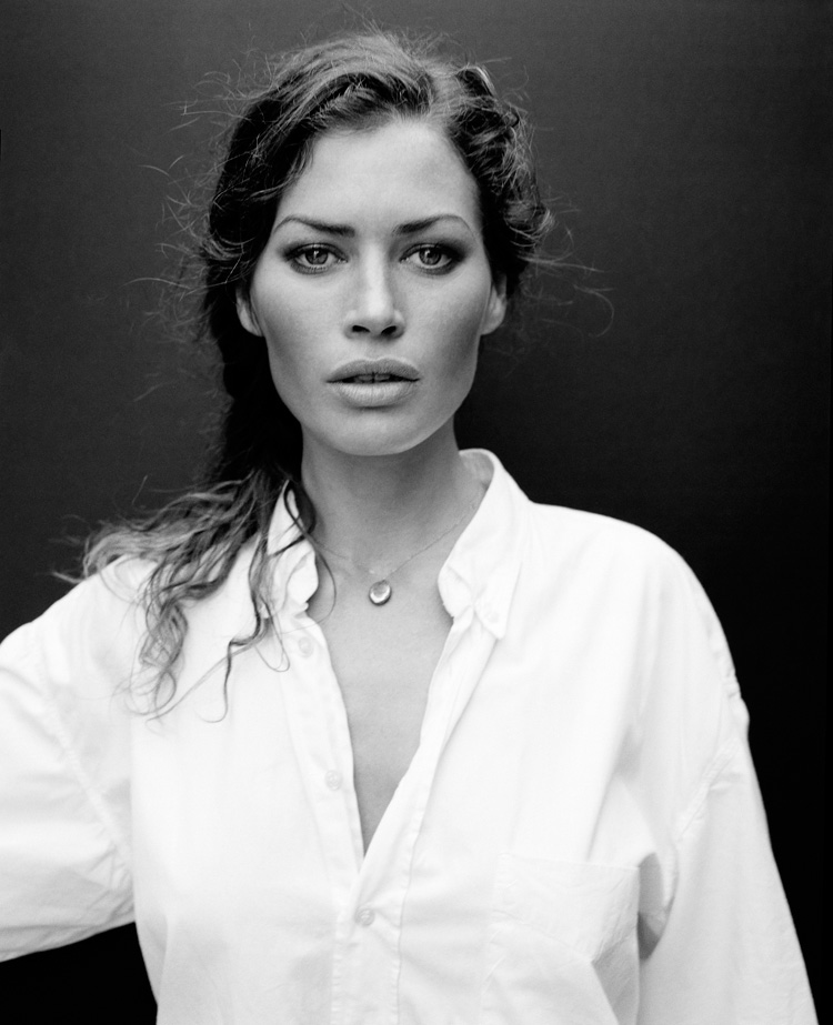 Re: CELEBRITIES IN BLOUSES 10697-re--celebrities-in-blouses.jpg