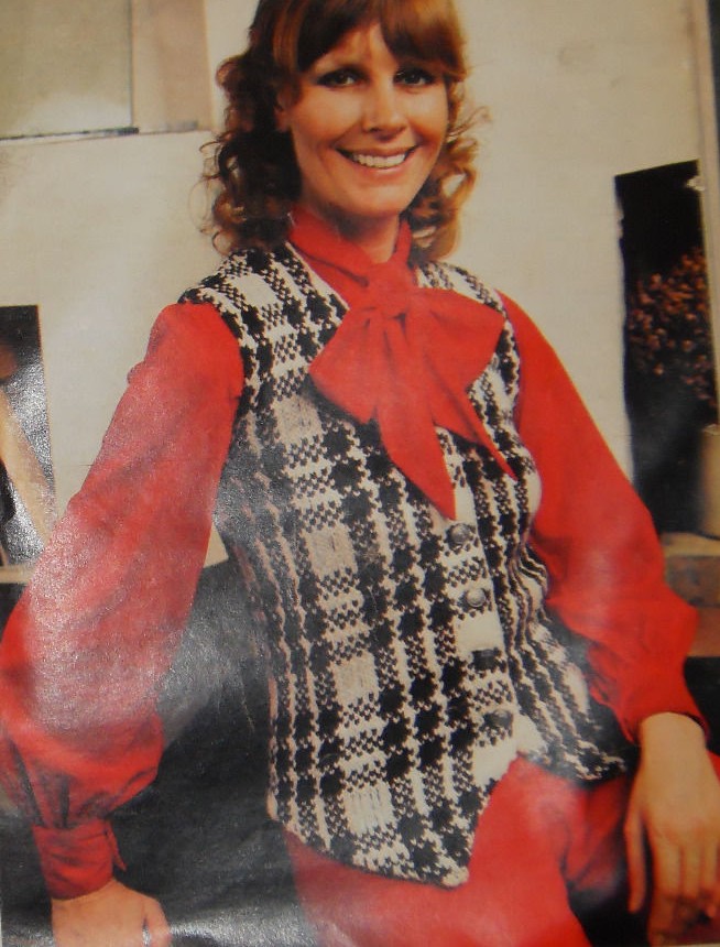 Blouses with Tienecks 10762-blouses-with-tienecks.jpg