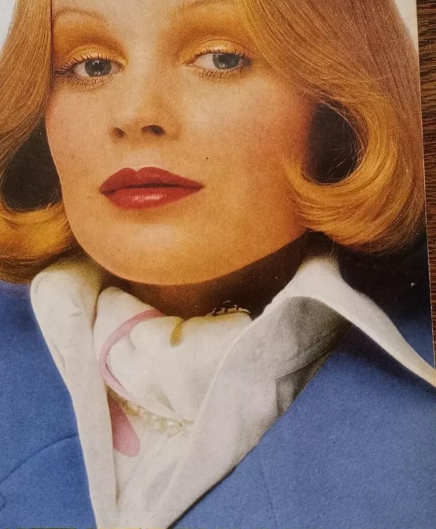 Blouses and Scarves 10780-blouses-and-scarves.jpg