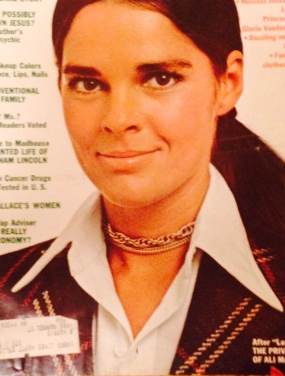 Re: CELEBRITIES IN BLOUSES 1394-re--celebrities-in-blouses.jpg