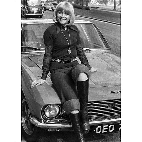 Re: CELEBRITIES IN BLOUSES 1410-re--celebrities-in-blouses.jpg