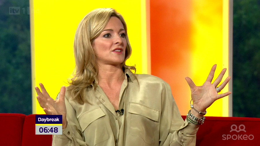 Re: CELEBRITIES IN BLOUSES 1419-re--celebrities-in-blouses.jpg