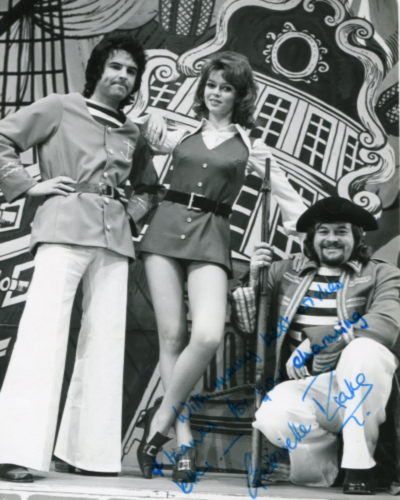 Re: CELEBRITIES IN BLOUSES 1428-re--celebrities-in-blouses.jpg