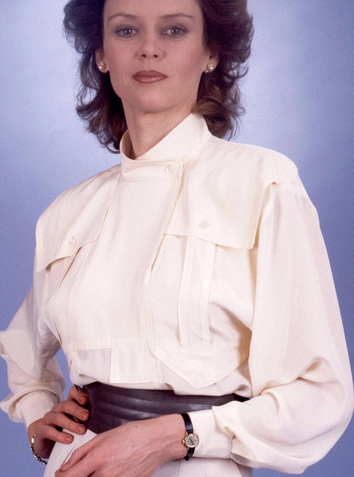 Re: CELEBRITIES IN BLOUSES 1434-re--celebrities-in-blouses.jpg