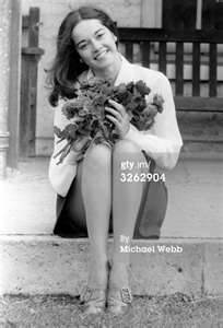 Re: CELEBRITIES IN BLOUSES 1589-re--celebrities-in-blouses.jpg