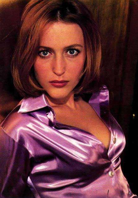 Re: CELEBRITIES IN BLOUSES 1692-re--celebrities-in-blouses.jpg