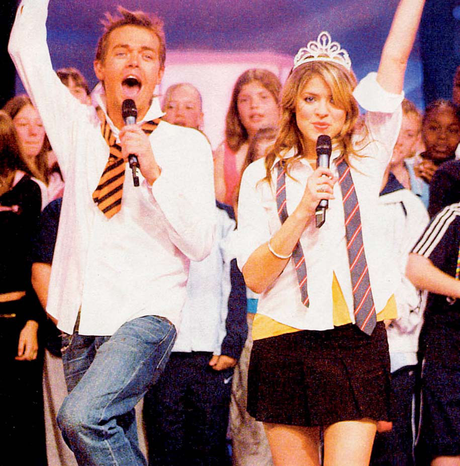 Re: CELEBRITIES IN BLOUSES 176-re--celebrities-in-blouses.jpg