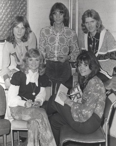 Re: CELEBRITIES IN BLOUSES 199-re--celebrities-in-blouses.jpg