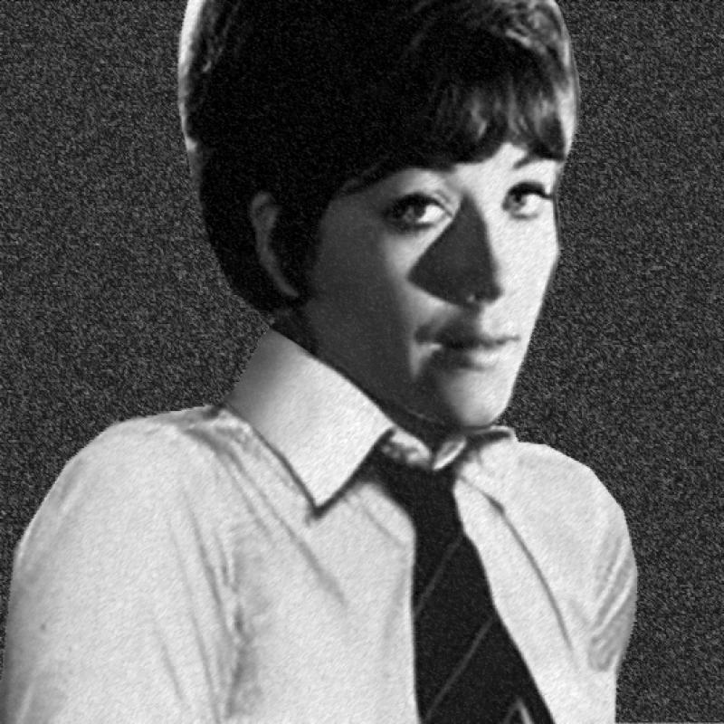 Re: CELEBRITIES IN BLOUSES 221-re--celebrities-in-blouses.jpg