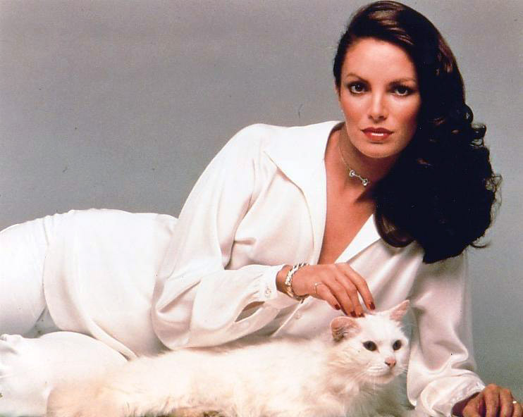 Re: CELEBRITIES IN BLOUSES 2307-re--celebrities-in-blouses.jpg