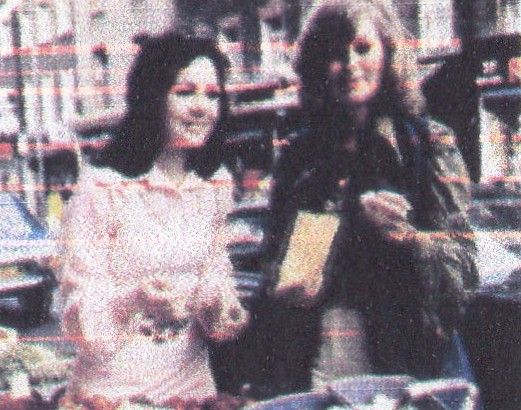 Re: CELEBRITIES IN BLOUSES 2862-re--celebrities-in-blouses.jpg