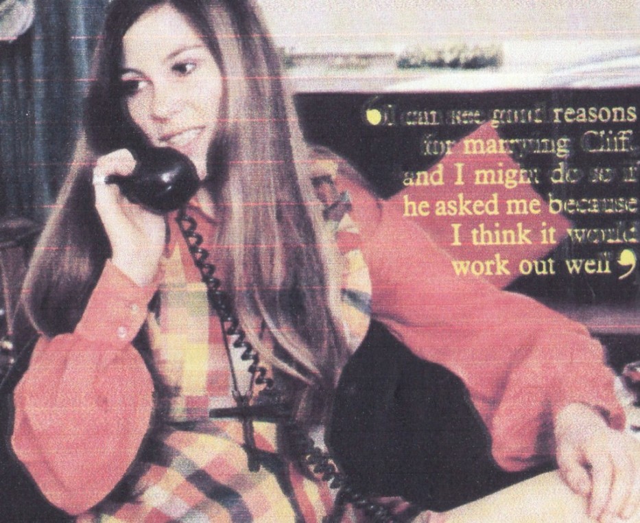 Re: CELEBRITIES IN BLOUSES 2907-re--celebrities-in-blouses.jpg