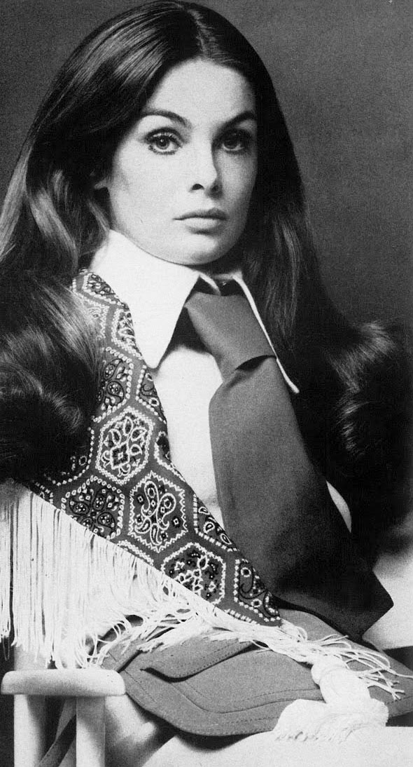 Re: CELEBRITIES IN BLOUSES 3244-re--celebrities-in-blouses.jpg