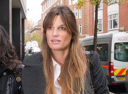 Re: CELEBRITIES IN BLOUSES 3357-re--celebrities-in-blouses.jpg