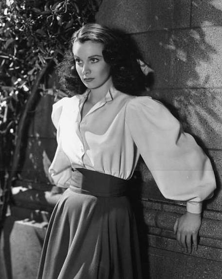 Re: CELEBRITIES IN BLOUSES 360-re--celebrities-in-blouses.jpg