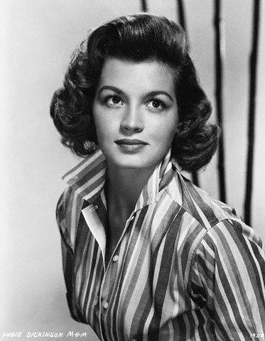 Re: CELEBRITIES IN BLOUSES 371-re--celebrities-in-blouses.jpg