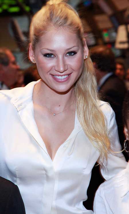 Re: CELEBRITIES IN BLOUSES 406-re--celebrities-in-blouses.jpg