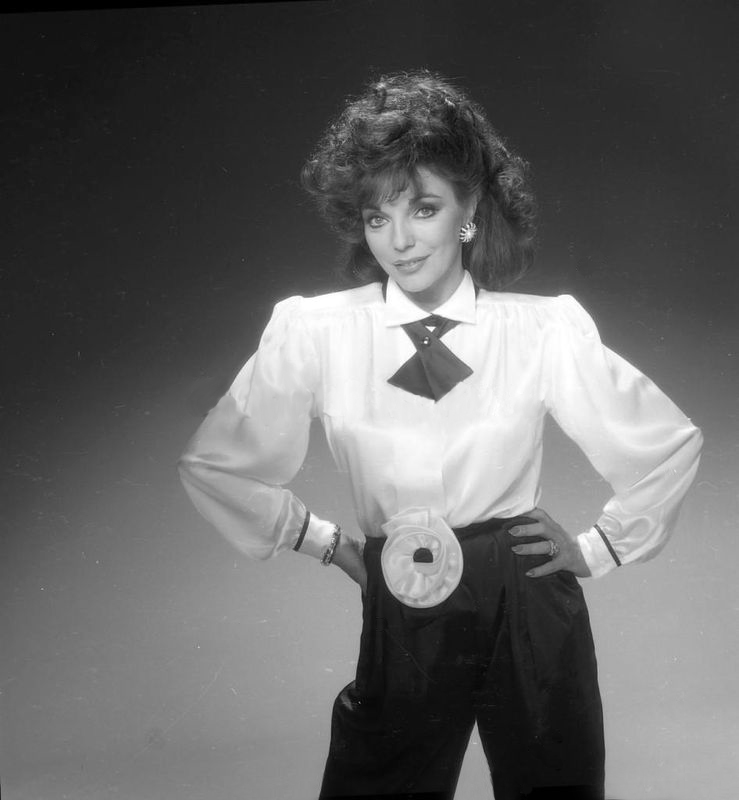 Re: CELEBRITIES IN BLOUSES 4328-re--celebrities-in-blouses.jpg