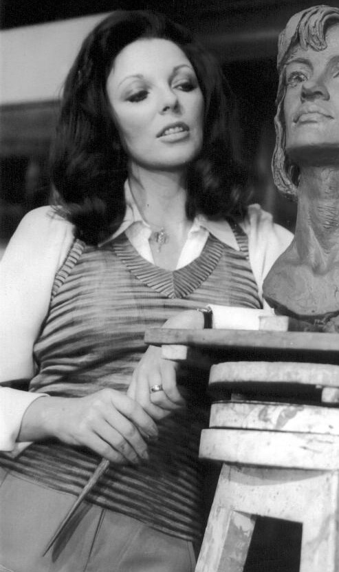 Re: CELEBRITIES IN BLOUSES 4349-re--celebrities-in-blouses.jpg