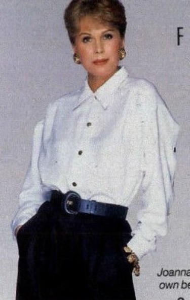 Re: CELEBRITIES IN BLOUSES 4484-re--celebrities-in-blouses.jpg