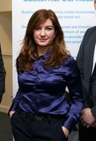 Re: CELEBRITIES IN BLOUSES 4935-re--celebrities-in-blouses.jpg