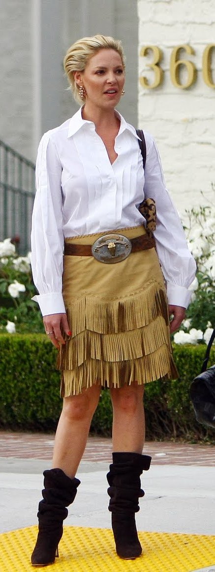 Re: CELEBRITIES IN BLOUSES 5160-re--celebrities-in-blouses.jpg