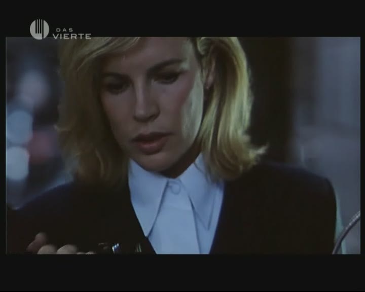 Re: CELEBRITIES IN BLOUSES 5494-re--celebrities-in-blouses.jpg