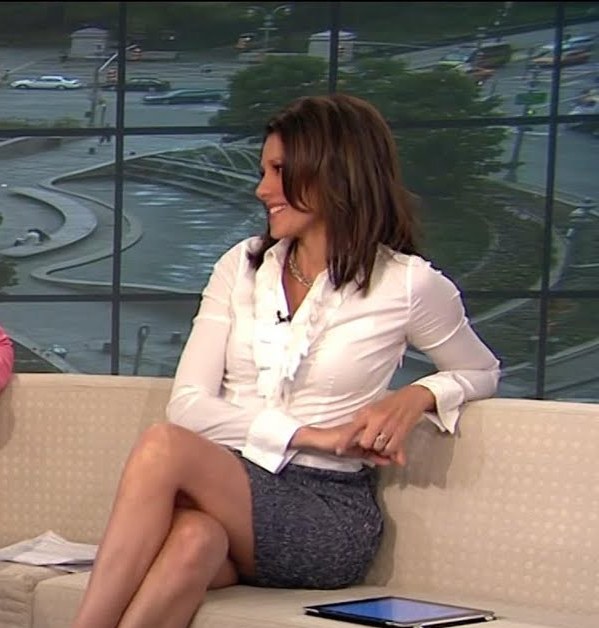 Re: CELEBRITIES IN BLOUSES 5515-re--celebrities-in-blouses.jpg