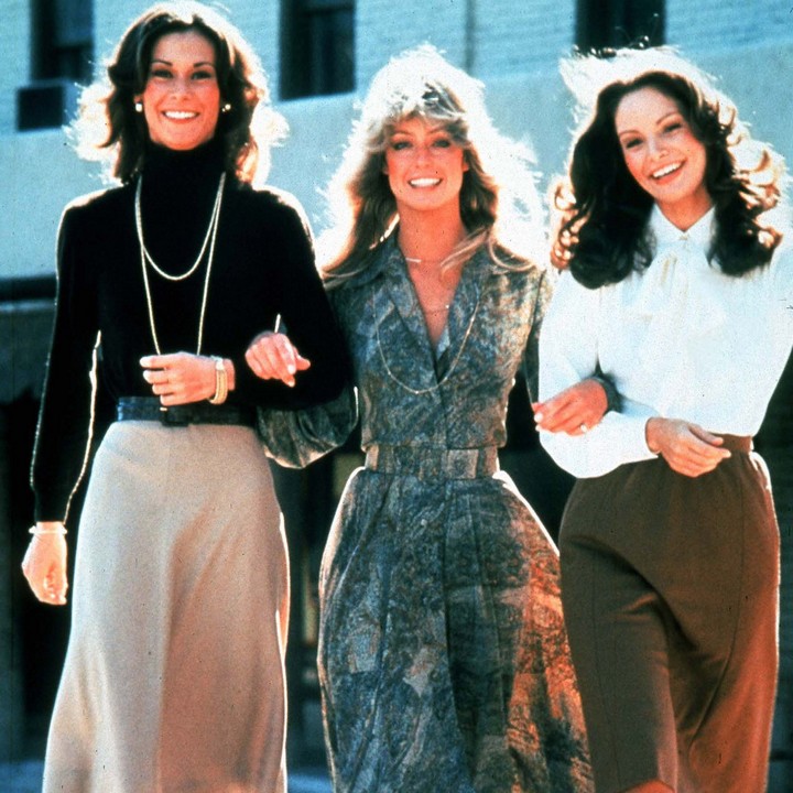 Re: CELEBRITIES IN BLOUSES 557-re--celebrities-in-blouses.jpg