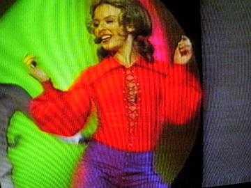 Re: CELEBRITIES IN BLOUSES 5570-re--celebrities-in-blouses.jpg