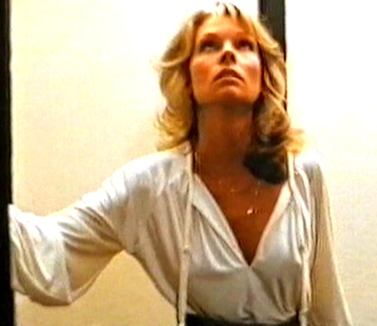 Re: CELEBRITIES IN BLOUSES 5727-re--celebrities-in-blouses.jpg