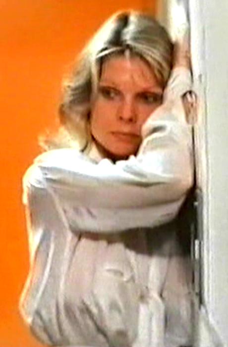 Re: CELEBRITIES IN BLOUSES 5728-re--celebrities-in-blouses.jpg