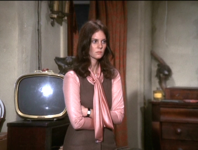 Re: CELEBRITIES IN BLOUSES 5838-re--celebrities-in-blouses.jpg