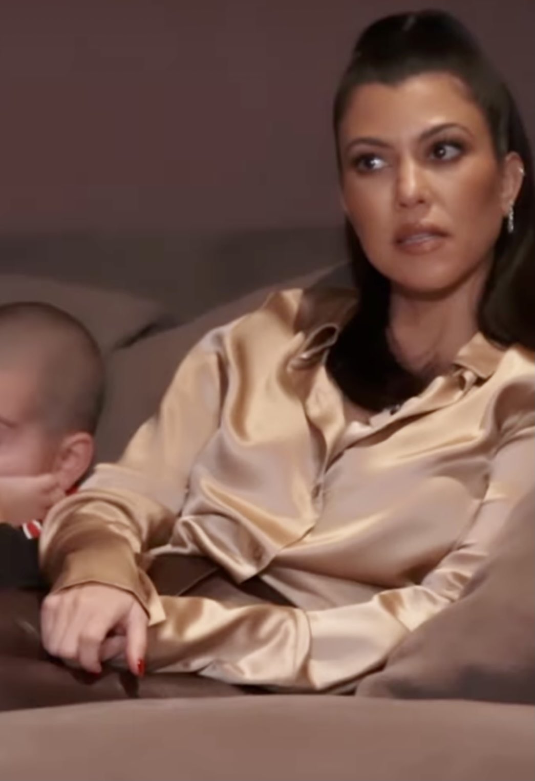 Re: CELEBRITIES IN BLOUSES 6034-re--celebrities-in-blouses.jpg