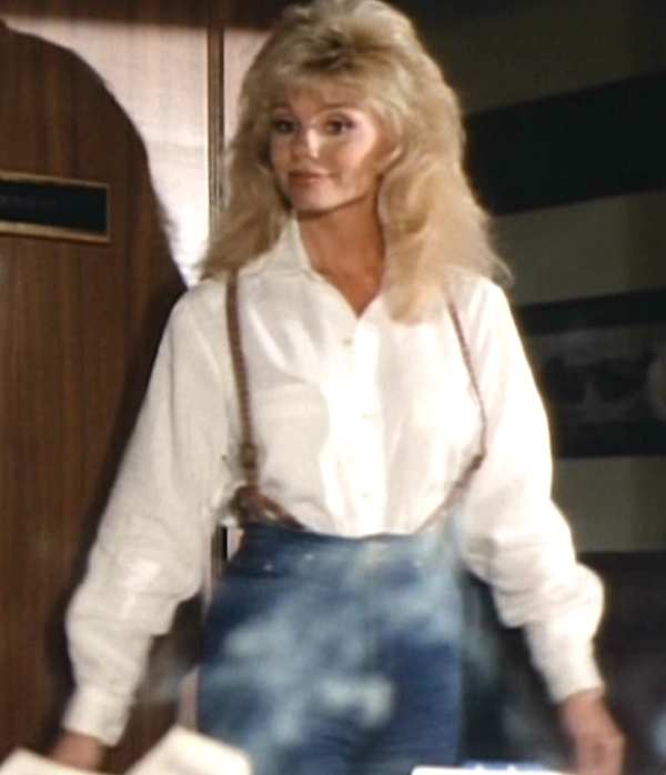 Re: CELEBRITIES IN BLOUSES 6135-re--celebrities-in-blouses.jpg