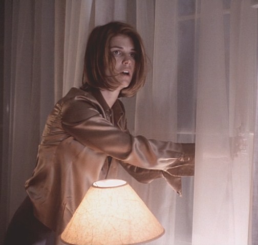 Re: CELEBRITIES IN BLOUSES 6143-re--celebrities-in-blouses.jpg