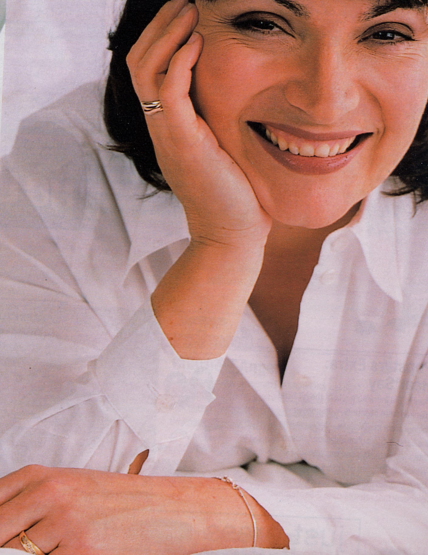 Re: CELEBRITIES IN BLOUSES 6164-re--celebrities-in-blouses.jpg