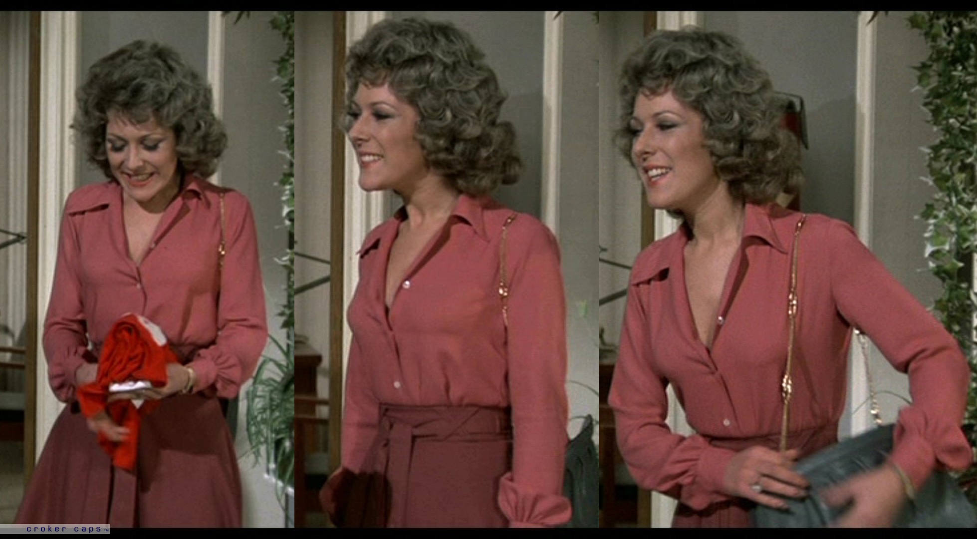 Re: CELEBRITIES IN BLOUSES 6339-re--celebrities-in-blouses.jpg