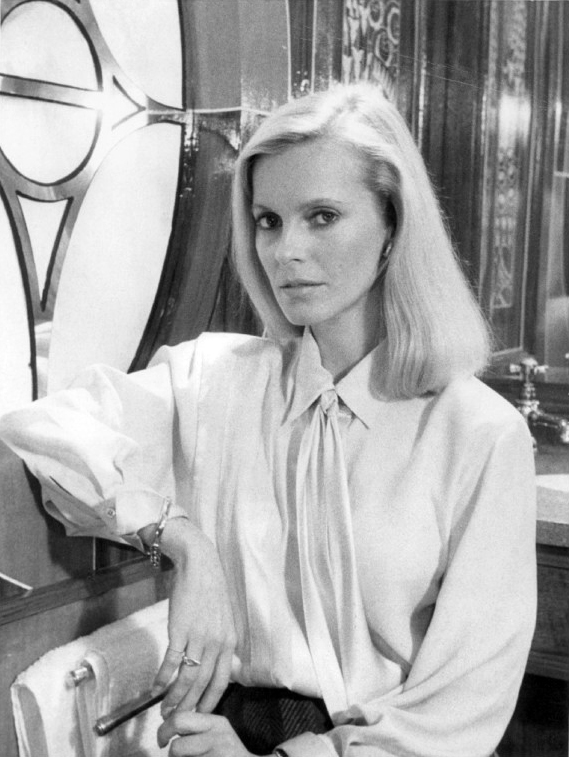 Re: CELEBRITIES IN BLOUSES 649-re--celebrities-in-blouses.jpg