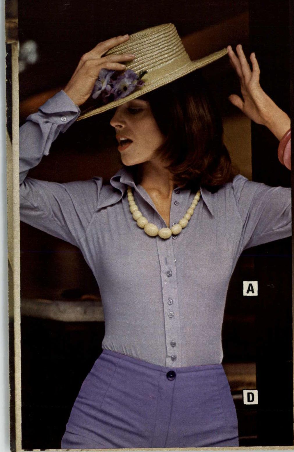 Catalogue Girls 6681-catalogue-girls.jpg