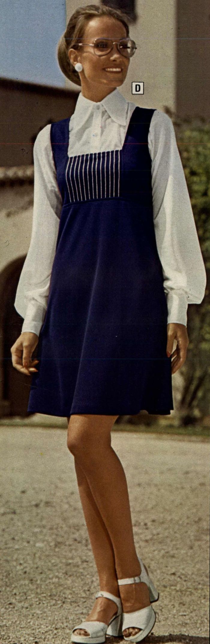 Catalogue Girls 6689-catalogue-girls.jpg