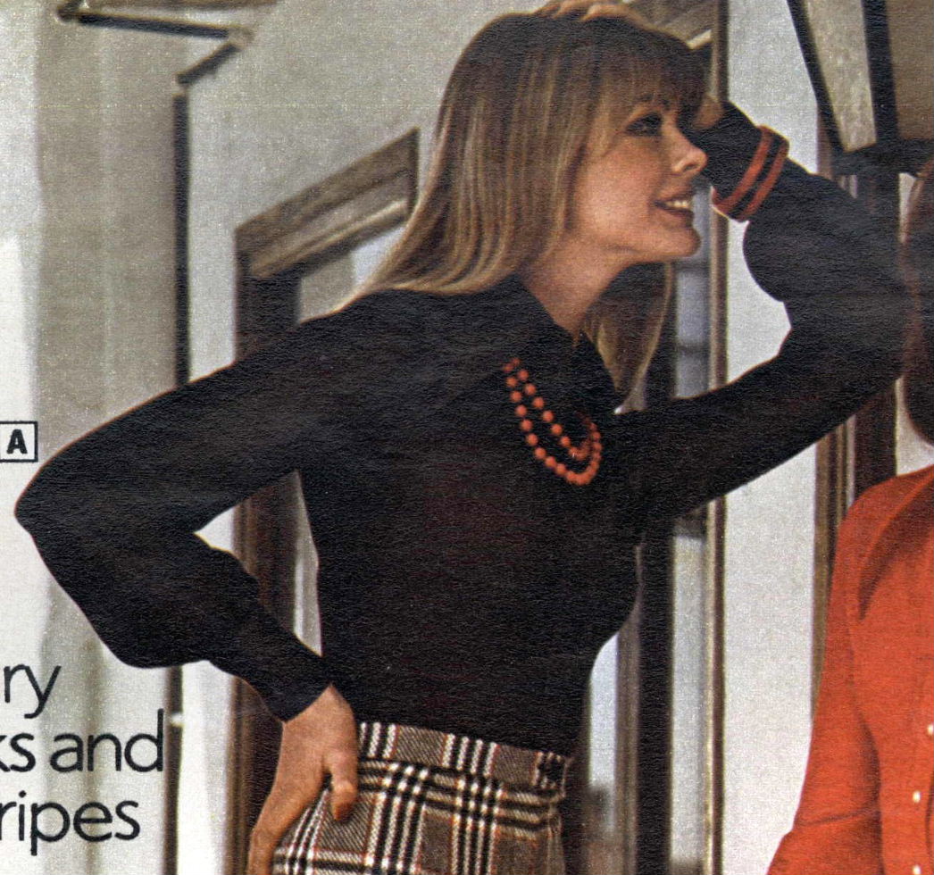 Catalogue Girls 6718-catalogue-girls.jpg