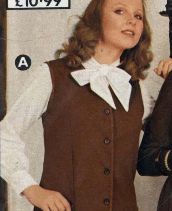 Catalogue Girls 6861-catalogue-girls.jpg