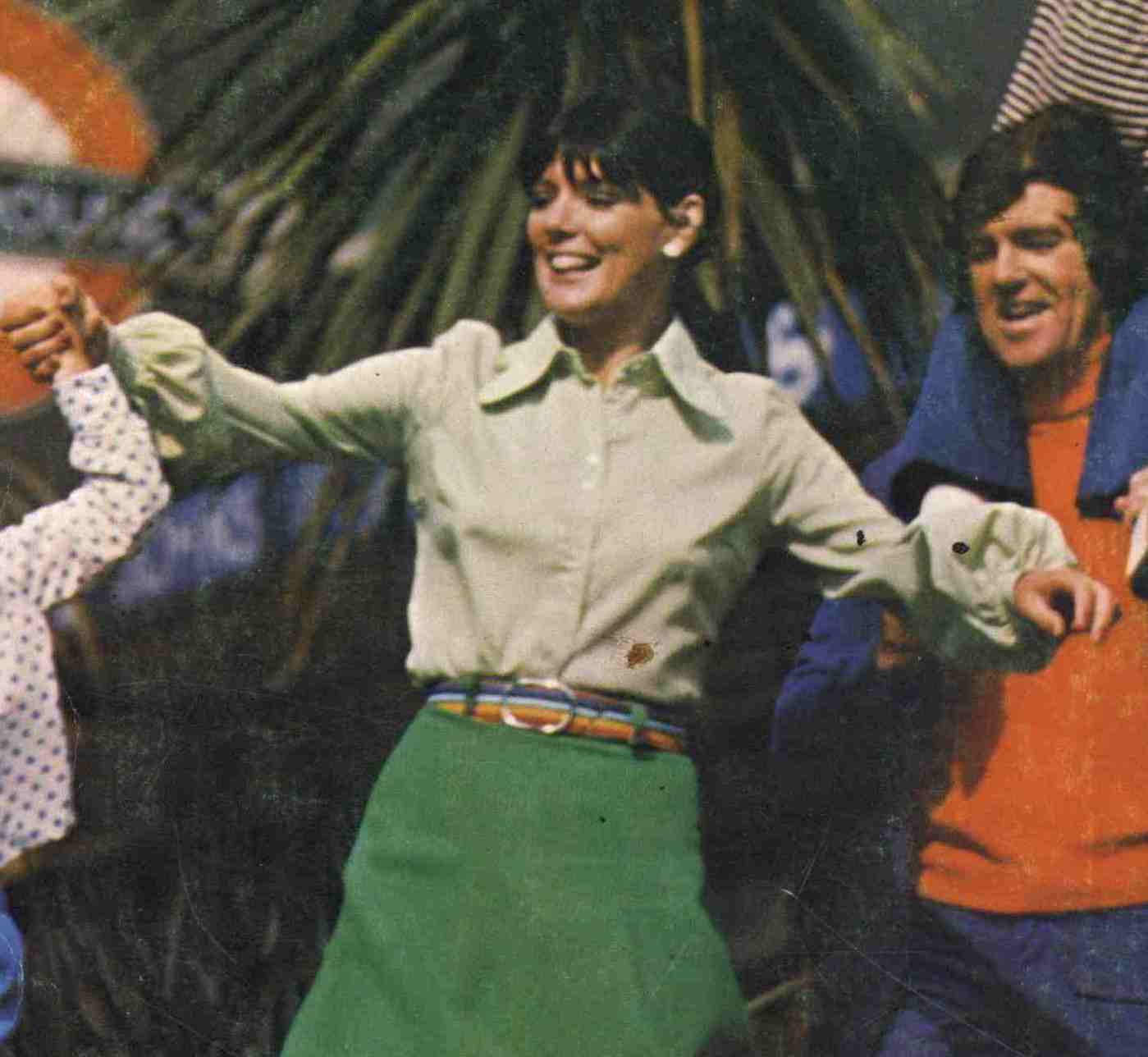 Catalogue Girls 6954-catalogue-girls.jpg